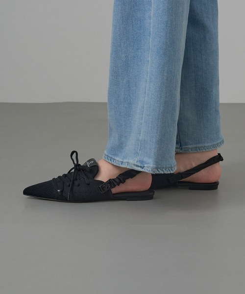 MAISON MAVERICK PRESENTS(メゾンマベリックプレゼンツ)の「【MAISON MAVERICK PRESENTS】Lace-Up Shushuback Flats(パンプス・レディース・ブラック/キャメル・M/S/L)」の15枚目の写真