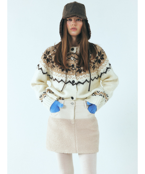 ETMON(エトモン)の「Mixed Shearling Mini Skirt, Cream(スカート・レディース・その他・S/M)」の4枚目の写真