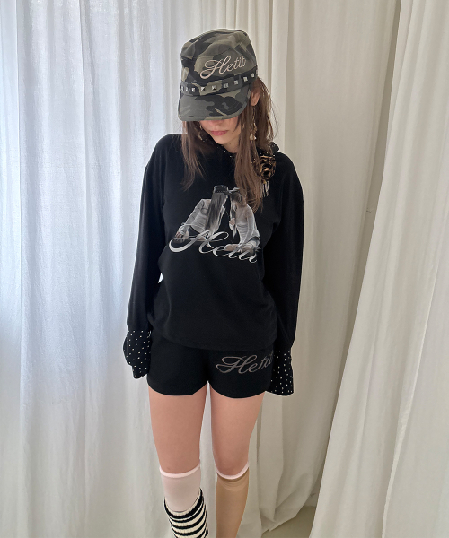HETIT(ヘティ)の「ツインスターフードパーカー(ブラック)(Tシャツ/カットソー・レディース・その他・FREE)」の7枚目の写真