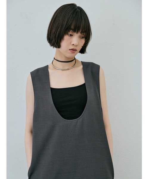 AIC.(エーアイシー)の「ディープUネックロングワンピース(ワンピース・レディース・チャコールグレー/オフホワイト/ブラック/バーガンディー・FREE)」の13枚目の写真