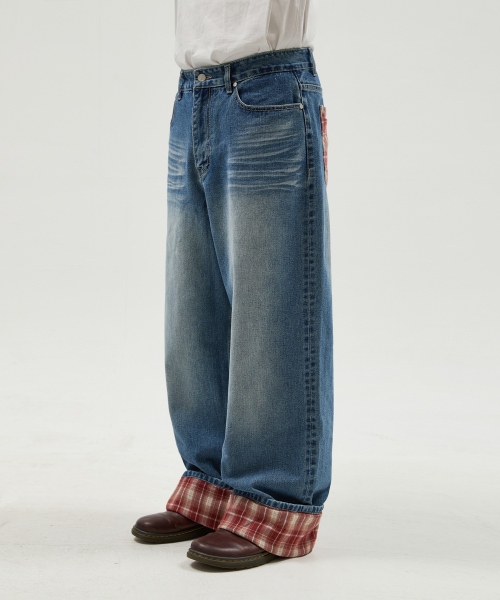 WaiKei（ワイケイ）の「チェックアプリケロールアップデニムパンツミディアムブルー（デニムパンツ・レディース・その他・4/3/2/1）」の2枚目の写真