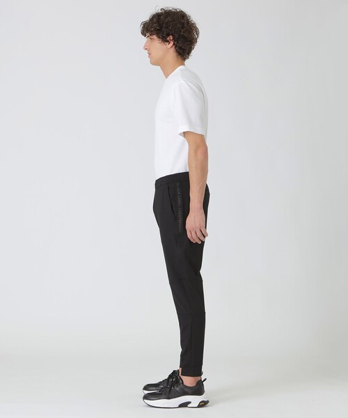 BLACK LABEL CRESTBRIDGE（ブラックレーベル・クレストブリッジ）の「【BLACK lab.】ハイゲージポンチトラックパンツ（その他パンツ・メンズ・ブラック・L/XL/S/M）」の3枚目の写真