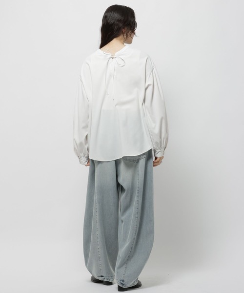 niko and...（ニコアンド）の「コタットイージーケア柄ブラウス（シャツ/ブラウス・レディース・ブラック/ホワイト/オフホワイト・MEDIUM/LARGE）」の12枚目の写真