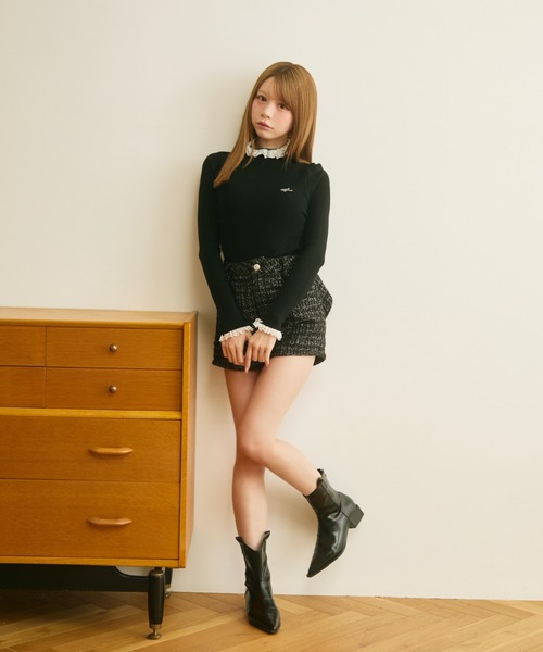 TITTY&CO.(ティティーアンドコー)の「フリルハイネックニット(ニット/セーター・レディース・ベージュ/グレー/ブラック/アイボリー・FREE)」の21枚目の写真