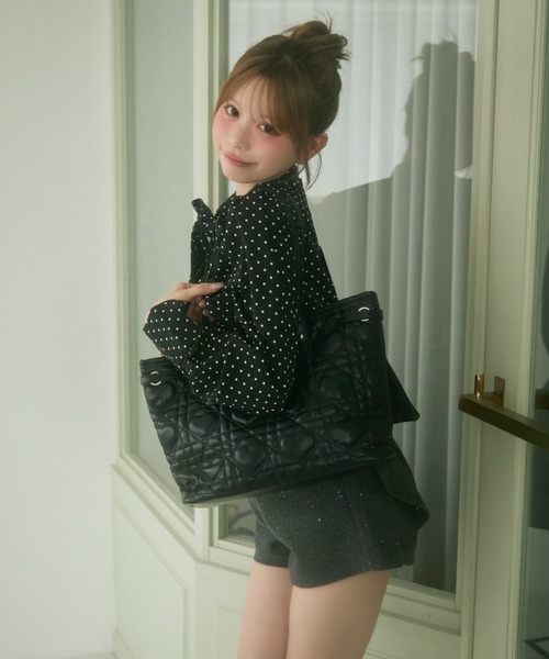 TITTY&CO.（ティティーアンドコー）の「ハートキルティングトートバッグ（トートバッグ・レディース・ブラック/ベージュ/アイボリー・FREE）」の8枚目の写真