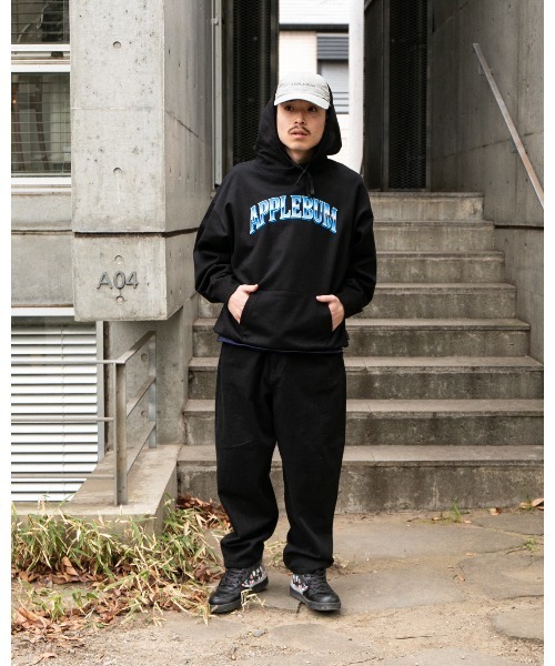 APPLEBUM（アップルバム）の「“80’s Sci-Fi” Arch Logo Hoodie（パーカー・メンズ・アッシュグレー/ブラック・XX-LARGE/X-LARGE/LARGE/MEDIUM）」の9枚目の写真