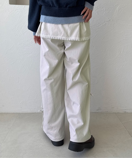 kutir（クティール）の「レースリボンレイヤードパンツ（その他パンツ・レディース・アイボリー/ブラック/チャコールグレー・SMALL/MEDIUM）」の5枚目の写真