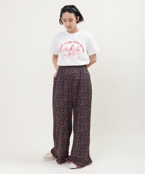 CHILD WOMAN（チャイルドウーマン）の「16/-空紡糸天竺 犬の鼓笛隊プリントTシャツ（Tシャツ/カットソー・レディース・ピンク/サックスブルー/ホワイト・FREE）」の12枚目の写真