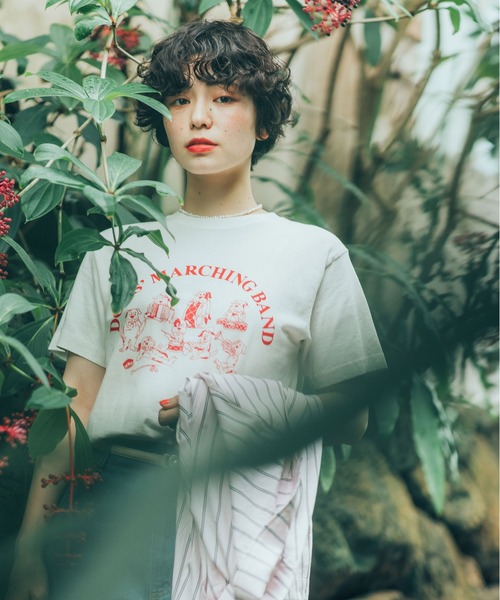 CHILD WOMAN（チャイルドウーマン）の「16/-空紡糸天竺 犬の鼓笛隊プリントTシャツ（Tシャツ/カットソー・レディース・ピンク/サックスブルー/ホワイト・FREE）」の4枚目の写真