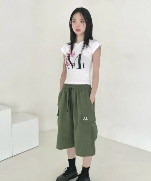 MUCENT（ムセント）の「◇MUCENT◇ブランド直輸入正規品/LAUREL POLY BERMUDA HALF PANTS ラウレル バミューダ ポリエステルナイロン ハーフパンツ 男女共用（その他パンツ・レディース・カーキ/ブラック・FREE）」の4枚目の写真