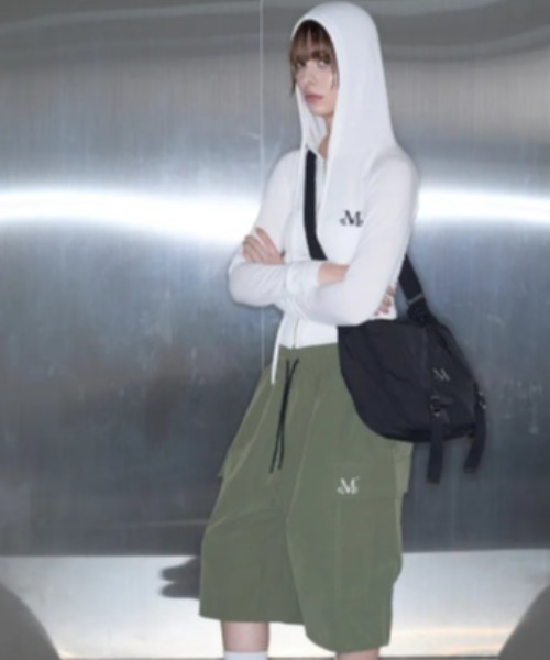 MUCENT（ムセント）の「◇MUCENT◇ブランド直輸入正規品/LAUREL POLY BERMUDA HALF PANTS ラウレル バミューダ ポリエステルナイロン ハーフパンツ 男女共用（その他パンツ・レディース・カーキ/ブラック・FREE）」の8枚目の写真
