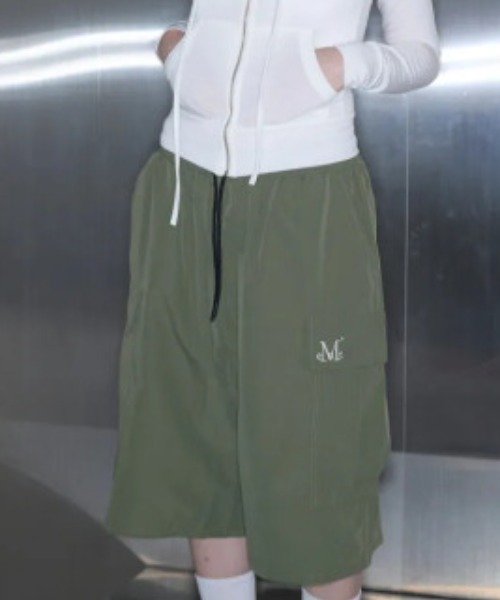 MUCENT（ムセント）の「◇MUCENT◇ブランド直輸入正規品/LAUREL POLY BERMUDA HALF PANTS ラウレル バミューダ ポリエステルナイロン ハーフパンツ 男女共用（その他パンツ・レディース・カーキ/ブラック・FREE）」の9枚目の写真