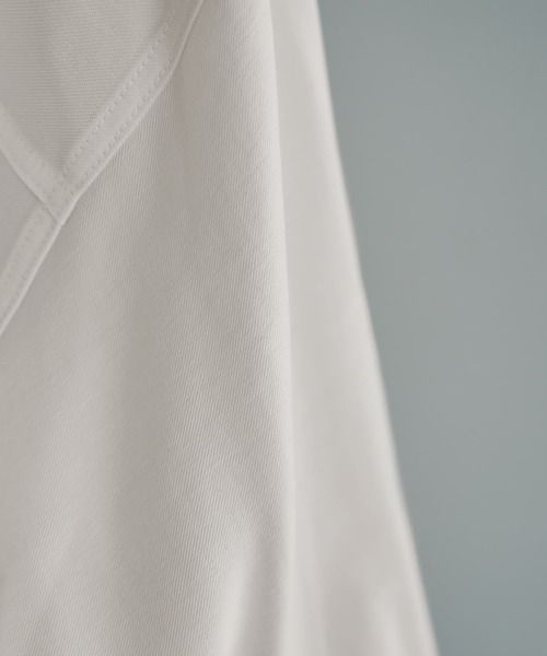 STYLE DELI（スタイルデリ）の「【LUXE】しっとり落ち感ニュアンスシャツ（シャツ/ブラウス・レディース・アイボリー・FREE）」の8枚目の写真