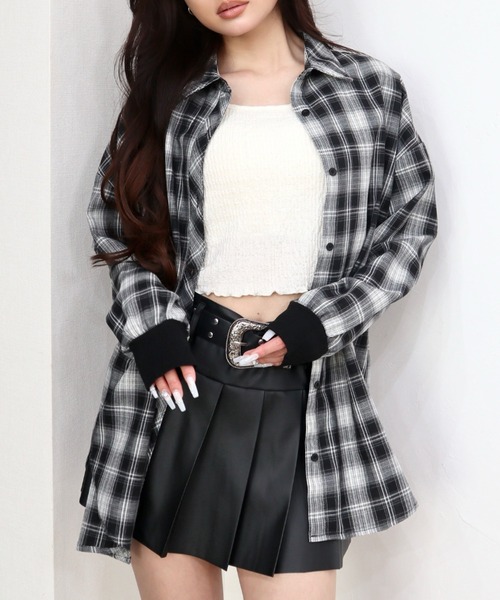CECIL McBEE(セシルマクビー)の「袖口リブエコチェックシャツ(シャツ/ブラウス・レディース・ブラック/ブラウン・MEDIUM/LARGE)」の2枚目の写真