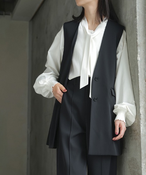 HUG.U（ハグユー）の「「今っぽフォーマル、ベストな答え。」 ジレ × パンツ 2点セット スーツ（スーツセット・レディース・アイボリー/ブラック/ネイビー・L(レギュラー丈)/M(レギュラー丈)/L(トール丈)/M(トール丈)）」の14枚目の写真