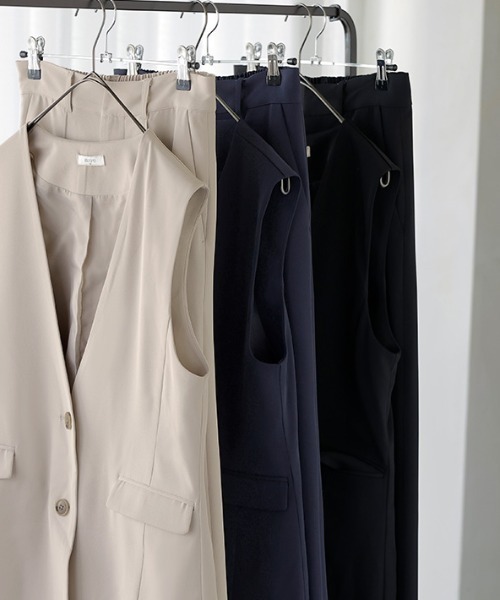 HUG.U（ハグユー）の「「今っぽフォーマル、ベストな答え。」 ジレ × パンツ 2点セット スーツ（スーツセット・レディース・アイボリー/ブラック/ネイビー・L(レギュラー丈)/M(レギュラー丈)/L(トール丈)/M(トール丈)）」の17枚目の写真