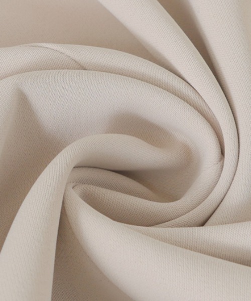 HUG.U（ハグユー）の「「今っぽフォーマル、ベストな答え。」 ジレ × パンツ 2点セット スーツ（スーツセット・レディース・アイボリー/ブラック/ネイビー・L(レギュラー丈)/M(レギュラー丈)/L(トール丈)/M(トール丈)）」の18枚目の写真