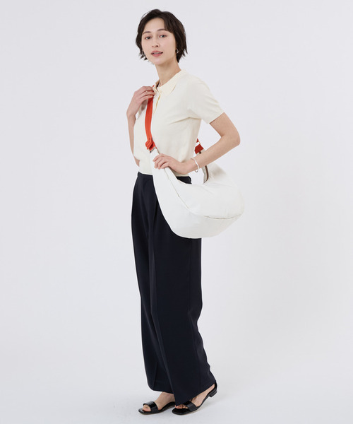 LeSportsac（レスポートサック）の「LG HAMMOCK ADJ BAG メレンゲ/マンダリンウェビング（ショルダーバッグ・レディース・ホワイト・FREE）」の4枚目の写真