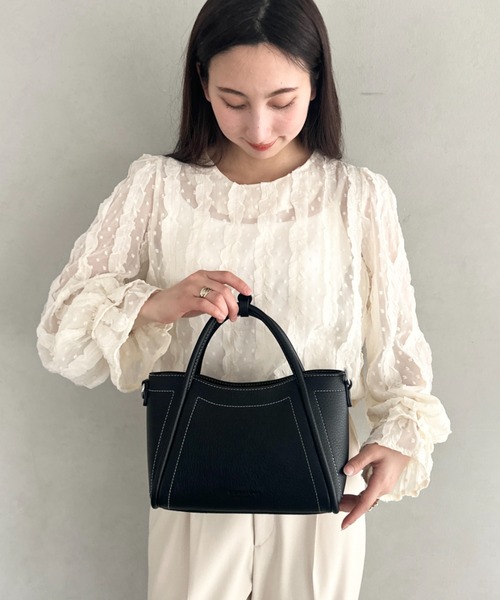 MYMOOD.(マイムード)の「2WAYステッチPUハンドバッグ/ショルダーバッグ(ショルダーバッグ・レディース・ブラック/アイボリー/ベージュ/ブラウン・FREE)」の12枚目の写真