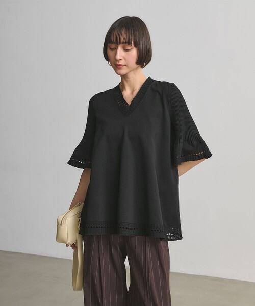 UNITED ARROWS(ユナイテッドアローズ)の「Vネック ニットチュニック(ニット/セーター・レディース・ブラック/ダークグレー/ネイビー・FREE)」の1枚目の写真