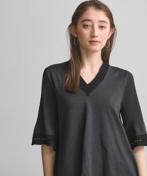 UNITED ARROWS(ユナイテッドアローズ)の「Vネック ニットチュニック(ニット/セーター・レディース・ブラック/ダークグレー/ネイビー・FREE)」の14枚目の写真