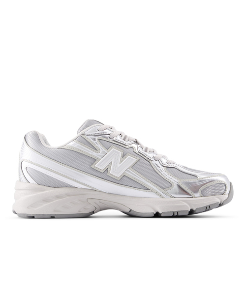 NEW BALANCE(ニューバランス)の「NEW BALANCE/ニューバランス U740(スニーカー・レディース・シルバー・23.5cm/23cm/24.5cm/24cm)」の4枚目の写真