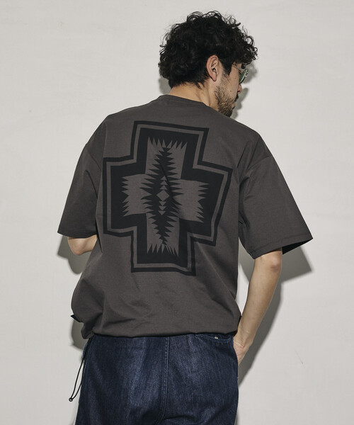 PENDLETON（ペンドルトン）の「PENDLETON/ペンドルトン 別注 バックプリント スピンドルTシャツ/ソロテックス×カルキュロ素材/吸汗速乾/軽量/ドライタッチ（Tシャツ/カットソー・メンズ・ホワイト/チャコールグレー/ブラック/オフホワイト/オリーブ/マスタード・SMALL/MEDIUM/LARGE）」の8枚目の写真