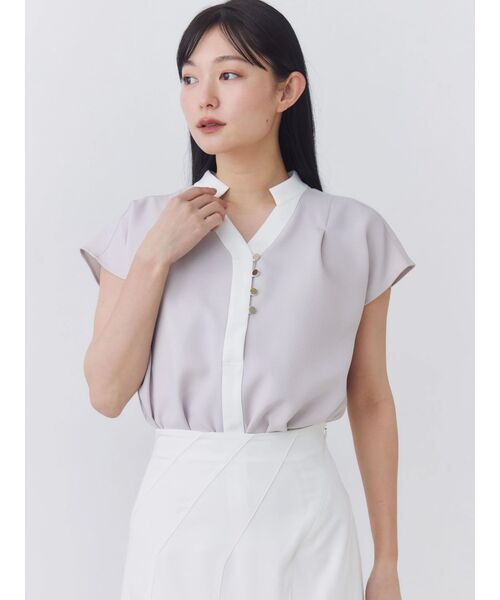 TONAL(トーナル)の「マルチセットバイカラースキッパーフレンチブラウス(シャツ/ブラウス・レディース・ネイビー/オフホワイト/ブラウン/ライトグレー・MEDIUM)」の3枚目の写真