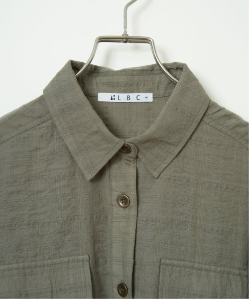 LBC(エルビーシー)の「ジャカードダブルポケットシャツジャケット(シャツ/ブラウス・レディース・チャコール/カーキ/ベージュ・M)」の5枚目の写真