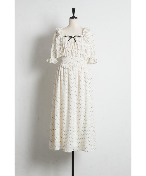 tocco closet(トッコ クローゼット)の「リボン&フリル付きウエストシャーリングドットワンピース(ワンピース・レディース・オフホワイト/ブラック・M)」の3枚目の写真