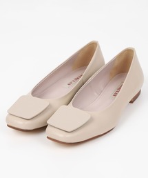 BARCLAY(バークレー)バックルローヒールパンプス