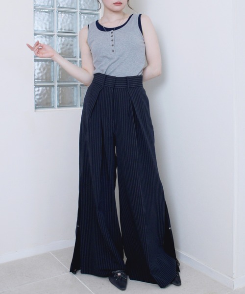 Reurie'(レウリィ)の「レイヤードデザインタンクトップ(カップ付)/ ヘンリーネック ブラトップ インナーレス 配色 シンプル カジュアル 韓国 ノームコア フェミニン 春 夏(その他トップス・レディース・ブラック/グレー/ブラウン/レッド・FREE)」の19枚目の写真