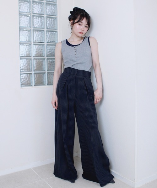 Reurie'(レウリィ)の「レイヤードデザインタンクトップ(カップ付)/ ヘンリーネック ブラトップ インナーレス 配色 シンプル カジュアル 韓国 ノームコア フェミニン 春 夏(その他トップス・レディース・ブラック/グレー/ブラウン/レッド・FREE)」の20枚目の写真