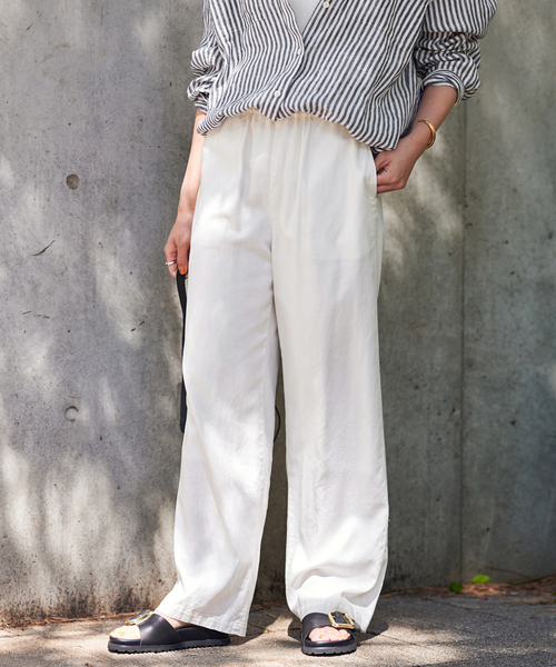 FRAMeWORK(フレームワーク)の「≪WEB限定 / 追加≫レーヨンリネンツイルドロストパンツ(その他パンツ・レディース・ホワイト/ブラウン/ベージュ系その他/ネイビー・34/36/38/40)」の19枚目の写真