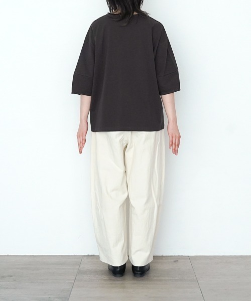 オオカミとフクロウ(オオカミとフクロウ)の「オオカミと白い雲のスワロー(Tシャツ/カットソー・レディース・グレー/スミクロ/ホワイト/ブルー・FREE)」の10枚目の写真