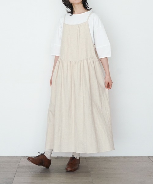 オオカミとフクロウ(オオカミとフクロウ)の「オオカミと白い雲のスワロー(Tシャツ/カットソー・レディース・グレー/スミクロ/ホワイト/ブルー・FREE)」の15枚目の写真