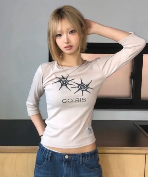 Ada.(エイダ)の「◇COIRIS◇ブランド直輸入正規品/リーン スリーブ Tシャツ REAN SLEEVE T(Tシャツ/カットソー・レディース・ベージュ/ブラック/ホワイト・FREE)」の2枚目の写真