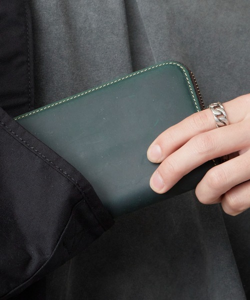 ROOPTOKYO(ループトウキョウ)の「OKUOKU 0909/オクオク 本革 牛革クレイジーホースレザー ラウンドジップウォレット 2026年春夏(財布・メンズ・イエロー/グリーン系その他/ブルー系その他/グリーン/レッド系その他/ダークブラウン系/ダークブラウン/ブラウン系その他/イエロー系その他/ブラック系その他2/ブルー/ライトブラウン/ブラック系その他/レッド系その他2・FREE)」の8枚目の写真