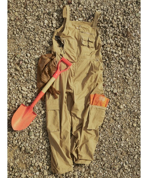ELCHELE（エルチェレ）の「EPIC UTILITY OVERALLS（サロペット/オーバーオール・レディース・キナリ/ベージュ/ブラック・36/38）」の14枚目の写真