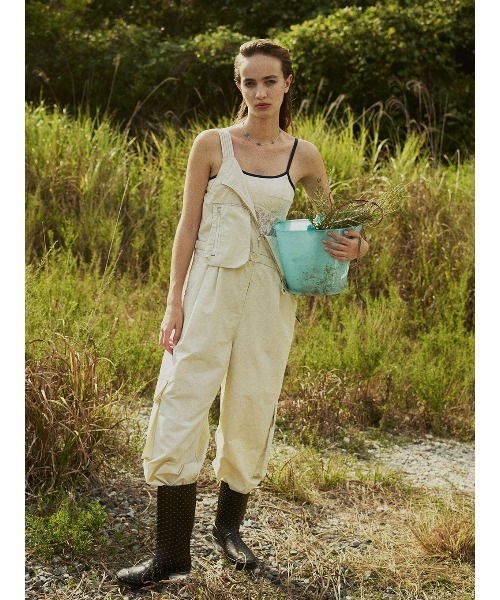 ELCHELE（エルチェレ）の「EPIC UTILITY OVERALLS（サロペット/オーバーオール・レディース・キナリ/ベージュ/ブラック・36/38）」の10枚目の写真