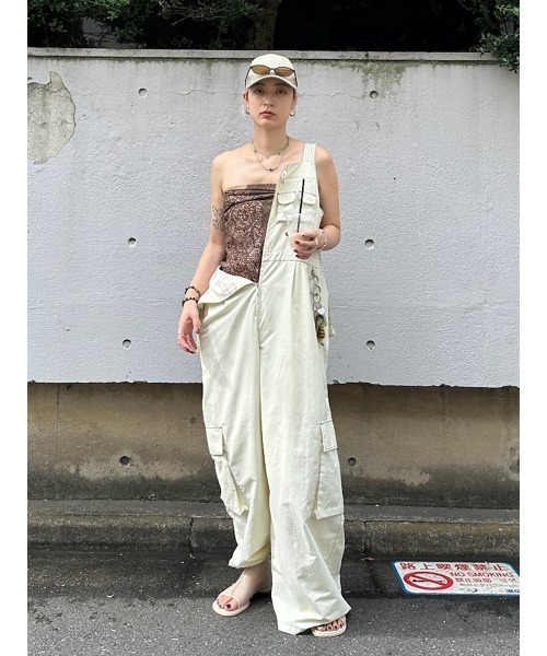 ELCHELE（エルチェレ）の「EPIC UTILITY OVERALLS（サロペット/オーバーオール・レディース・キナリ/ベージュ/ブラック・36/38）」の16枚目の写真