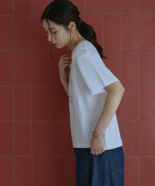 Doux archives(ドゥアルシーヴ)の「MUNCHEN ロゴTee(Tシャツ/カットソー・レディース・ベージュ/杢グレー/オフホワイト・FREE)」の11枚目の写真