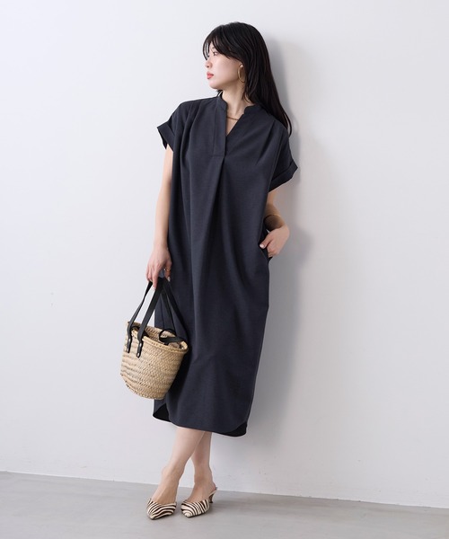MICA&DEAL(マイカ&ディール)の「タックショルダーワンピース〈2サイズ展開〉(ワンピース・レディース・ブラウン/ブルー/ライトベージュ/ネイビー・36/38)」の19枚目の写真