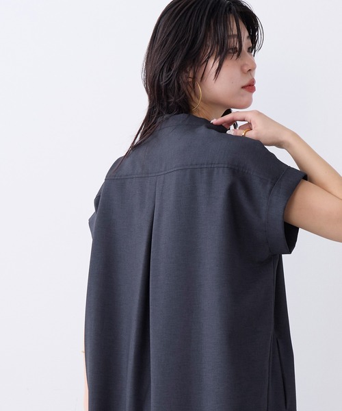 MICA&DEAL(マイカ&ディール)の「タックショルダーワンピース〈2サイズ展開〉(ワンピース・レディース・ブラウン/ブルー/ライトベージュ/ネイビー・36/38)」の15枚目の写真