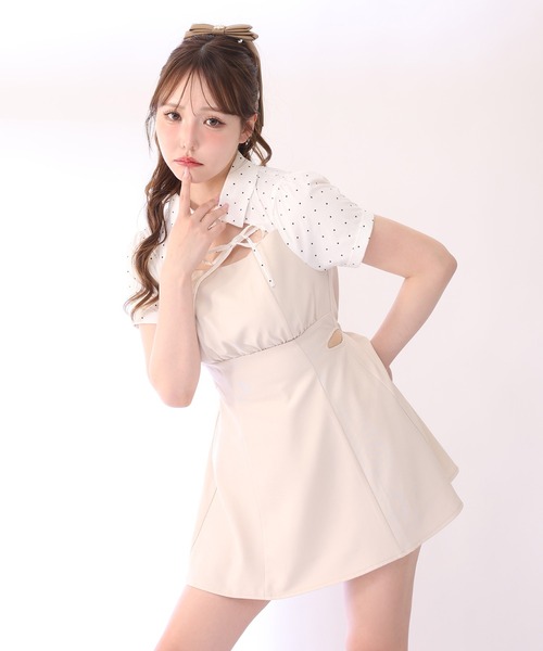one after another NICE CLAUP(ワンアフターアナザーナイスクラップ)の「サイドカット異素材ミニワンピース(ワンピース・レディース・チャコールグレー/アイボリー/ベージュ・FREE)」の8枚目の写真