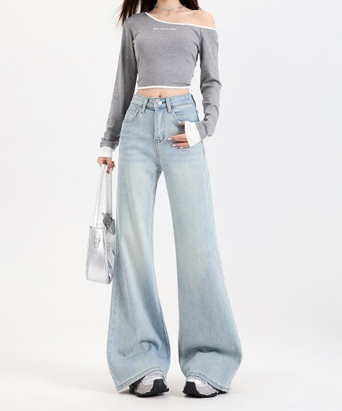 REBALANCE(リバランス)の「フレアデニムパンツ(デニムパンツ・レディース・A/B・MEDIUM/LARGE/X-LARGE)」の2枚目の写真