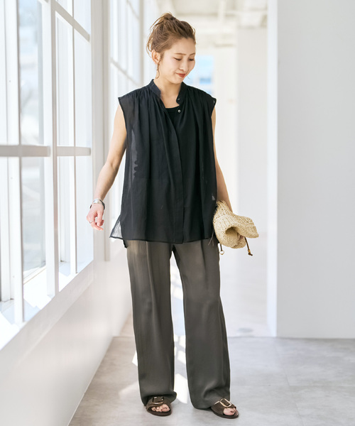 Spick & Span(スピックアンドスパン)の「ラミーコットンギャザーブラウス(シャツ/ブラウス・レディース・アイボリー/ブラック/オレンジ・FREE)」の4枚目の写真
