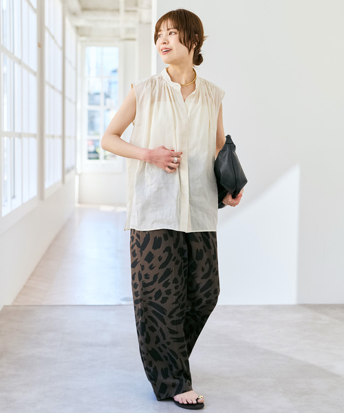 Spick & Span(スピックアンドスパン)の「ラミーコットンギャザーブラウス(シャツ/ブラウス・レディース・アイボリー/ブラック/オレンジ・FREE)」の5枚目の写真