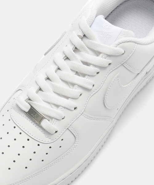 NIKE(ナイキ)の「NIKE AIR FORCE 1 07 CW2288-111(スニーカー・メンズ・ホワイト・30cm/27.5cm/28cm/28.5cm/29cm/27cm)」の6枚目の写真