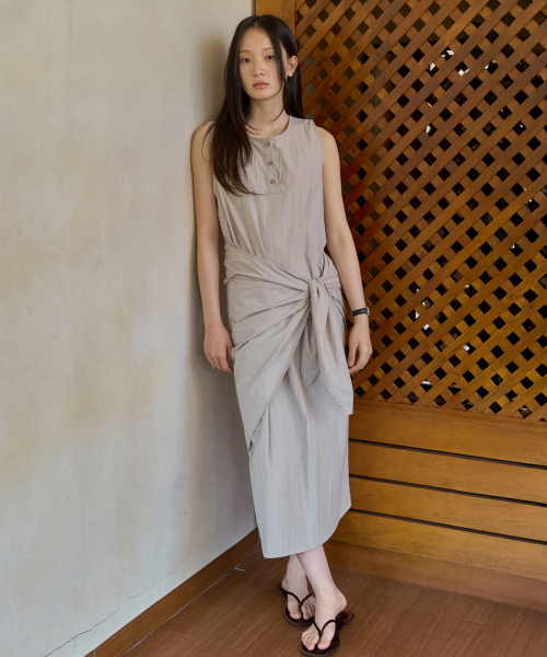 WEDNESDAYOASISFORWOMEN(ウェンズデー オアシス フォー ウーマン)の「ピュアヘンリーレップワンピース_BEIGE(WB6OP02)(ワンピース・レディース・Beige・FREE)」の3枚目の写真